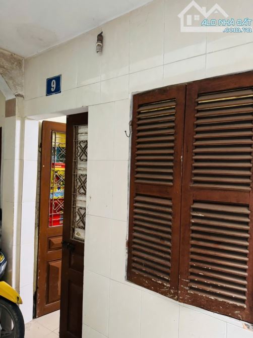 Bán nhà Bạch Mai, ngõ nông, gần phố DT23/27×2TxMT3 giá 3,8 tỷ - 1