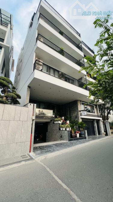 Bán Biệt thự  Mặt phố Nghi Tàm Tây Hồ. Diện tích 140m. Giá 75 tỷ - 1