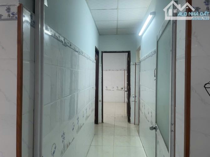 ĐỐI DIỆN VẠN PHÚC CITY – NGANG KHỦNG 7.2M – FULL THỔ – XE HƠI NGỦ TRONG NHÀ - 1