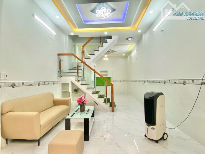 💯Nhà đẹp 2 tầng , 2PN, hẻm xe hơi Gần ngã tư Bốn Xã, SHR, chỉ 4.05 tỷ - 1