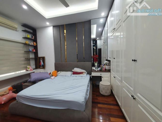 BÁN NHÀ GIẢI PHÓNG, Ô TÔ VÀO NHÀ, KINH DOANH, GẦN PHỐ, 55M2 GIÁ CHỈ 15.X TỶ - 1