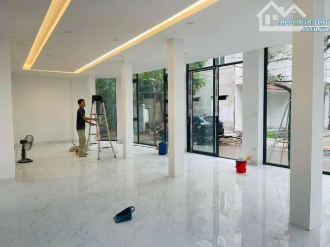 Bán tòa văn phòng mặt phố thanh liệt thanh trì vip dt 115m 7 tầng mt6m giá 32 tỷ - 1