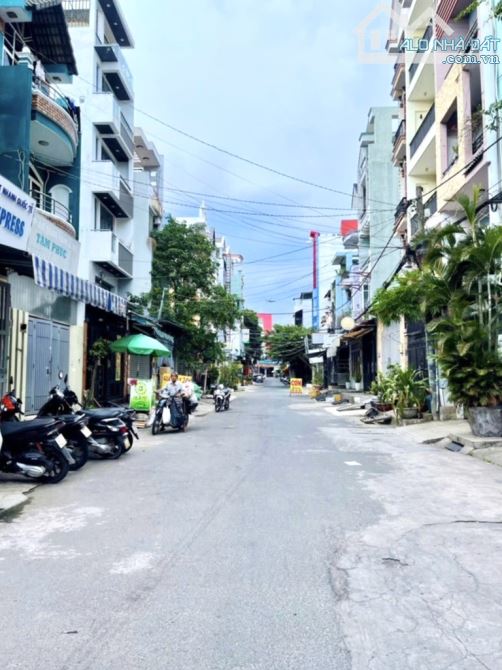 QUANG TRUNG - ĐƯỜNG 10M KINH DOANH - 75M2 (4,5M x 17M), 4 TẦNG - GIÁ TỐT - 1