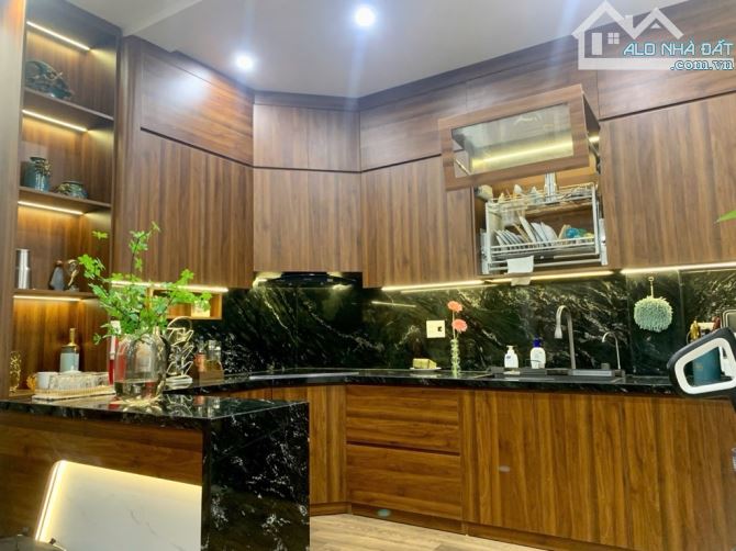 CỰC HIẾM- DUY NHẤT 1 CĂN VIEW VƯỜN HOA- MẶT TIỀN CỰC ĐẸP – 2 MẶT THOÁNG ĐẸP NHẤT KHU – VỈA - 1