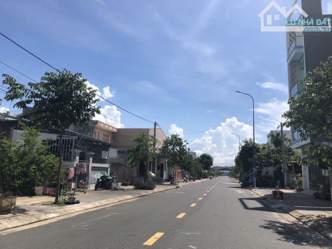 Bán đất Tái Định Cư biển Phước Hải- hướng đông nam -200m2- ngang 10m, sâu 20m-có 2dãy trọ - 1
