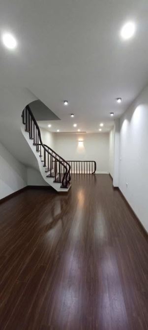 Quá hiếm! 8 tỷ hơn - 48m2 - Phú Thượng, Tây Hồ - Gần đường đôi 40m - Dân xây - Ô tô - 1