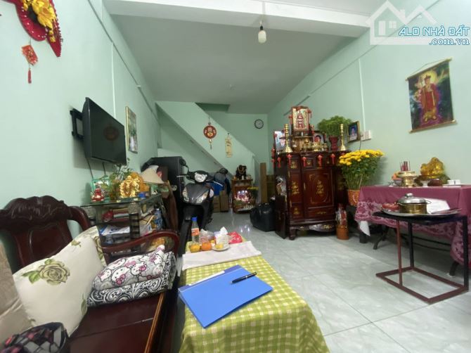 BÁN NHÀ SÁT MT HÙNG VƯƠNG – QUẬN 10 – 68M² – 1 ĐỜI CHỦ – NHÀ CHƯA QUA ĐẦU TƯ – 10 TỶ TL - 1