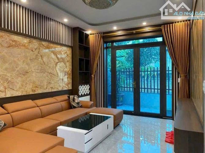 BÁN NHÀ PHÂN LÔ - PHỐ HỒNG TIẾN, Ô TÔ TRÁNH - KINH DOANH ĐỈNH - NHÀ MỚI - VỈA HÈ RỘNG - 1
