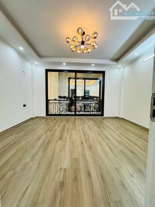 NHÀ MẶT PHỐ NAM ĐỒNG, 98.3M*9T+1 HẦM*MT5M CHỈ 48.2 TỶ. THANG MÁY - DÒNG TIỀN 160Tr/THÁNG - 1