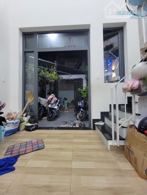 Nhà 2 tầng BTCT TX18,hẻm xe hơi,khu yên tĩnh thoáng mát giá 5ty8 - 1