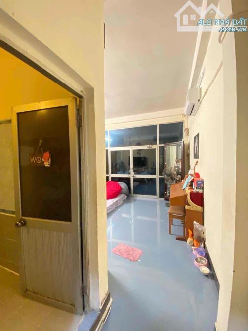NHÀ MẶT TIỀN KD ĐƯỜNG NÚI THÀNH- HẢI CHÂU- 4 TẦNG- 6 PN- DT 97M2- NỞ HẬU 9,5M- 14,6 TỶ TL - 1