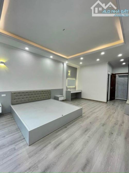 Bán gấp căn Thuỵ Khuê - Tây Hồ, nhà 5 tầng giá chỉ 6,9 tỷ - 1