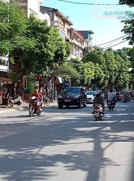 Bán nhà mặt phố Tô Hiệu, Hà Đông, Kinh doanh sầm uất, 46m2, 13.2 tỷ - 1
