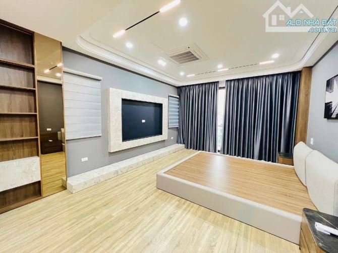 Hiếm có! Nhà lô góc Vip Thanh Xuân, 68m²x4t, thoáng 3 mặt, nội thất cao cấp, giá chỉ 10 tỷ - 1