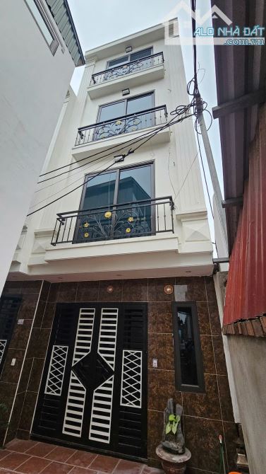 Cần Bán nhà 4 tầng 50,8m2 - Quyết Tiến - Vân Côn - 1