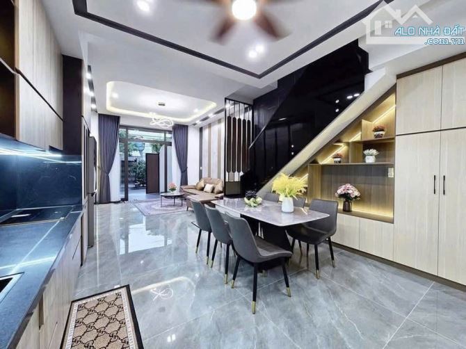 Nhà Ngộp bán gấp đường Nguyễn Cửu Phú - Bình Chánh - 1