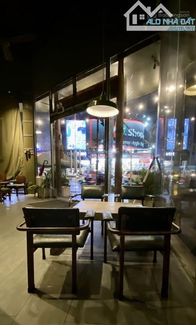 GÓC 2MT 234 Huỳnh Văn Bánh, Phú Nhuận - 10x16m - 5 Tầng - Cho thuê 250tr/tháng !! - 1