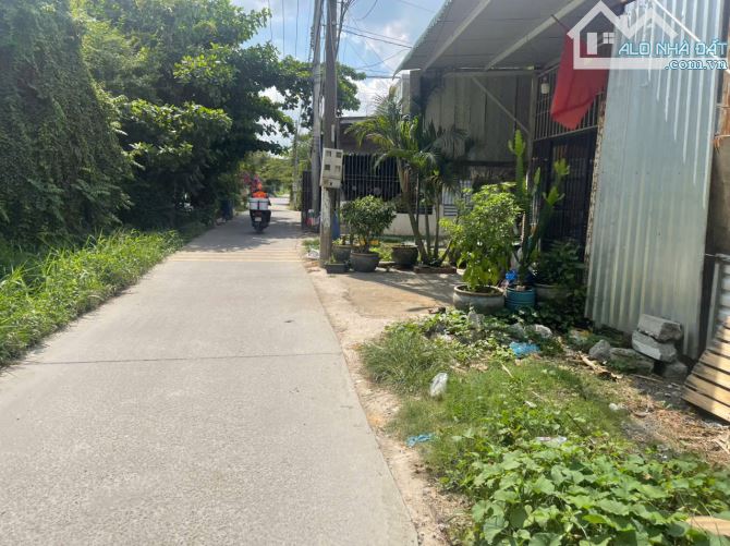 BÁN NỀN 5X20 NGAY UỶ BAN PHƯỜNG VĨNH PHÚ GIÁ RẺ NHẤT KHU VỰC CHỈ 2,35 TỶ SỔ RIÊNG - 1