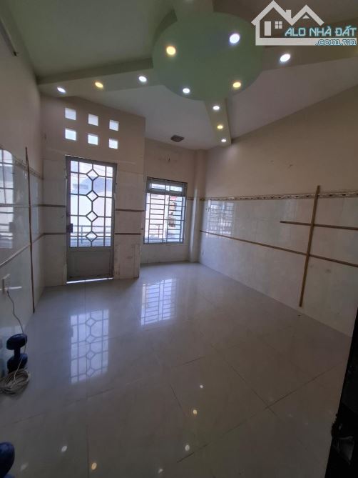 Nhà 3 Tầng ,55M2 Phạm Thế Hiển Q.8 Giá tốt ,Hẻm thông Giá chỉ 4.5 Tỷ - 1