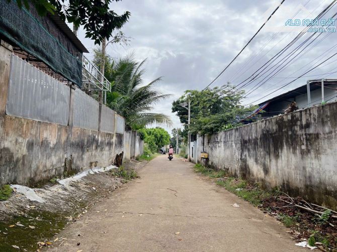 Đất Phường Buôn Ma Thuột - Mặt tiền đường A14 - Phạm Ngũ Lão chưa qua vành đai - 1