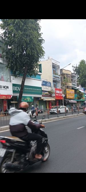 Bán Nhà MTĐ Nguyễn Oanh 6,2 x 28m Giá 27 Tỷ thương lượng thu nhập 70tr/tháng - 1