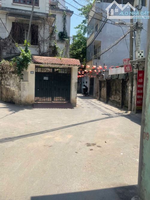 BÁN ĐẤT PHỐ VÕNG THỊ, 220M2, OTO TRÁNH, CÁCH HỒ 50M, MT17M, ĐẦU TƯ CHIA LÔ, XÂY CHDV. - 1