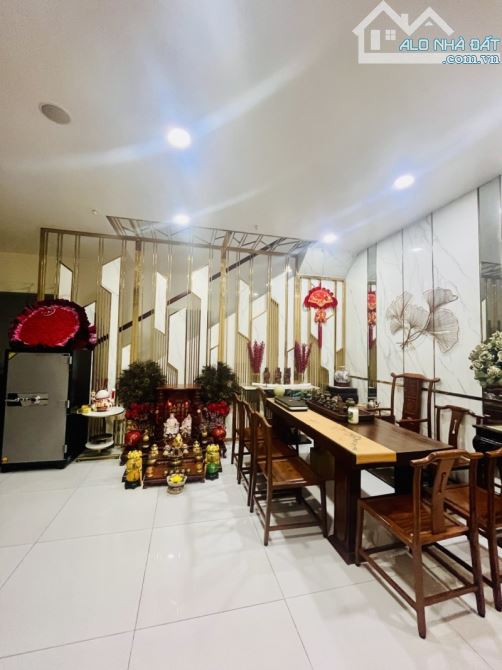 Bán Biệt Thự Mini 159 m2, 3 tầng, đường N10, P. Phú Hữu, Q.9, 159m², giá 23 tỷ - 1
