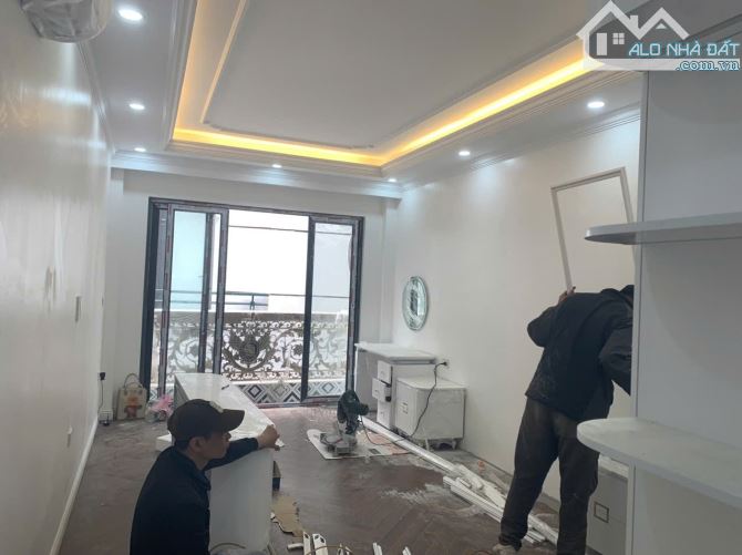Nhà phân lô phổ Yên Lạc_Kim Ngưu 41m 5 tầng thang máy ô tô vào nhà giá tốt - 1