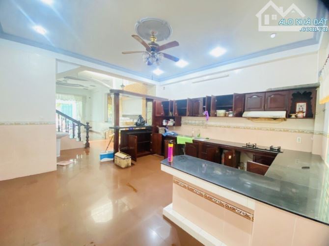 Nhà Kinh Dương Vương,Cách BX Miền Tây 50M,Hẻm ôtô Vào Nhà,5x16,Nhỉnh 5Tỷ(BT77 - 1