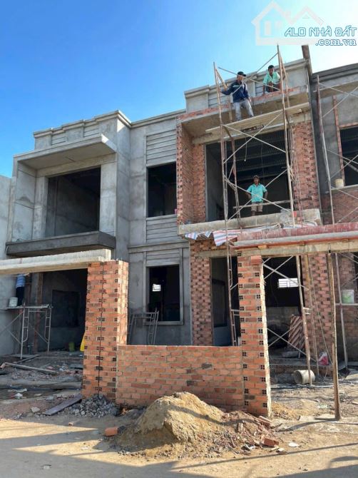 Bán Nhà 1 trệt 1 lầu , xây dựng kiên cố , Giáp Khu tái định cư Bình minh - Trảng Bom - 1