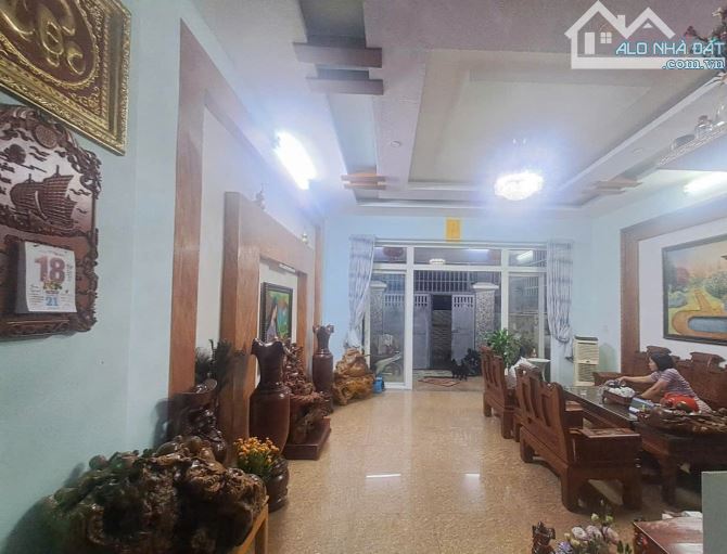 🏡 NHÀ MẶT TIỀN ĐƯỜNG NHỰA 20M QUẬN 12  GIÁP GÒ VẤP - GIÁ CHỈ 4.5 TỶ - 1