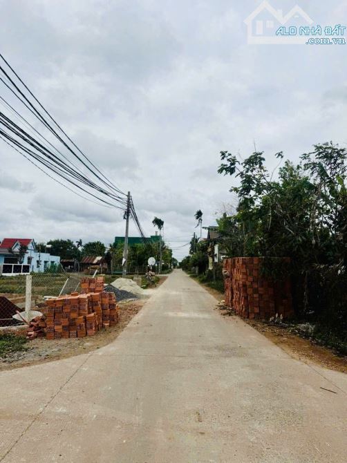 B.ÁN ĐẤT 25B ĐẠT LÝ -BMT: (7m x 25m, Thổ cư 100m2) = 1 tỷ 150 triệu - 1