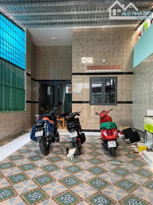 Bán gấp Nhà Siêu Rộng 4.5x27- 140m2 - HXH- Ngay Emart - Gò Vấp - 7.6 tỷ - 1