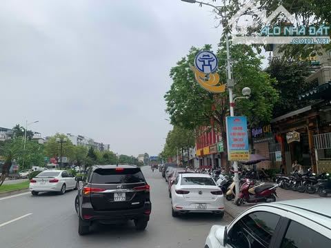 BÁN ĐẤT MẶT PHỐ HỒNG TIẾN TẶNG NHÀ CŨ 150M-2TẦNG-9MT.65 TỶ VỊ TRÍ KIM CƯƠNG XÂY TÒA ĐỈNH - 1