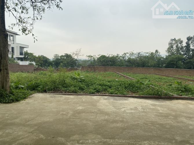 Bán 200m2 tại Phú Cát, Quốc Oai, Hà Nội tặng thêm vườn hoa trước cửa - 1