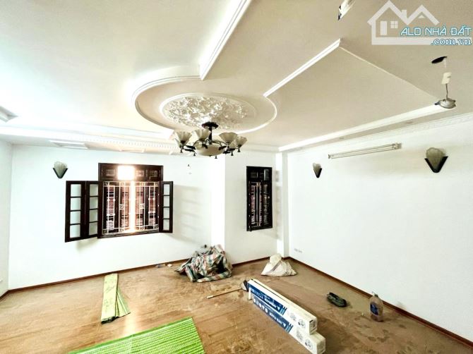 Độc quyền! Biệt thự Intracom Trung Văn, vỉa hè, ô tô tránh đỗ, kinh doanh, gara, 151m*4T - 1