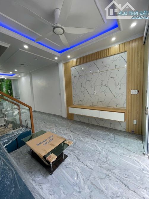 Nhà 4 tầng mặt ngõ thông Nguyễn Công Hoà kinh doanh tốt - 1