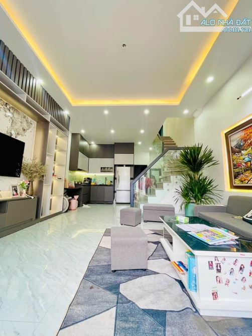 SIÊU HIÊM! HÀM NGHI - NAM TỪ LIÊM - 37M2 - MT4M - GẦN Ô TÔ - CHỈ 4 TỶ 8 - 1