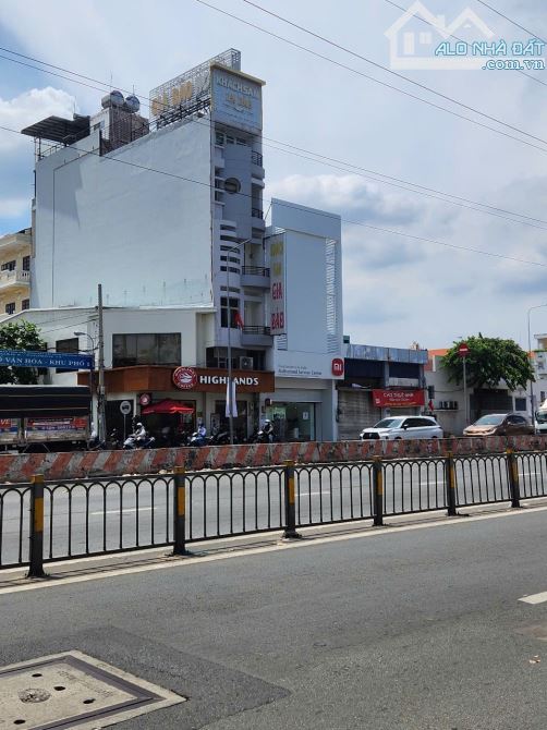 Bán nhà Kinh Dương Vương ngay CXPL A (4X16) hẻm xe hơi 8m, 4 tầng đúc sổ vuông đẹp 8,55t. - 1