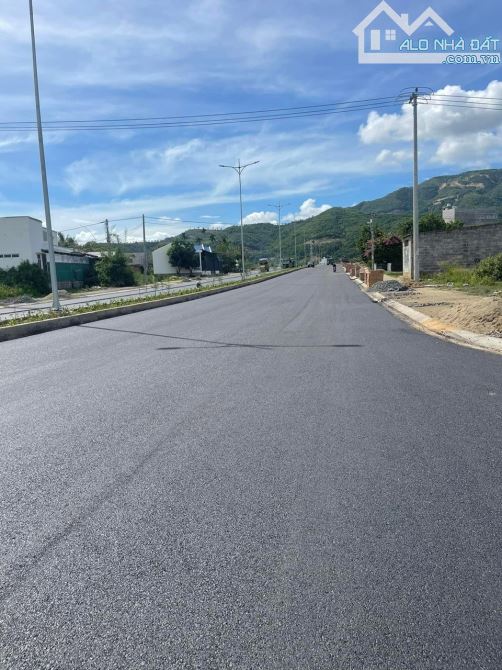 Bán nhanh lô đất mặt tiền đường D30 khu Lộc Phát 2 tại Vĩnh Hiệp - 1