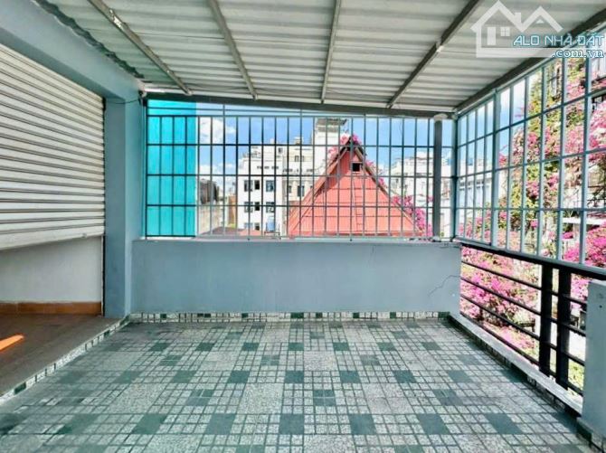 SIÊU PHẨM - KHU D P.25 BÌNH THẠNH - NGAY ĐH HUTECH-HẺM 8M XE HƠI TRÁNH-62M2- SỔ A4 - 1
