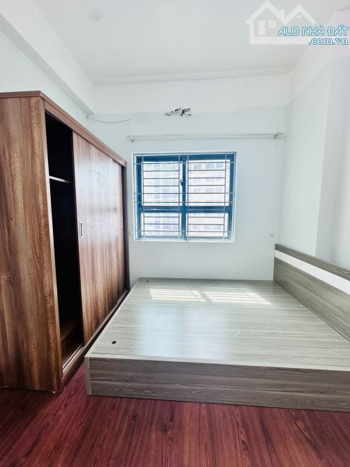 Bán căn hộ chung cư Kim Văn Kim Lũ, Hoàng Mai, 2 ngủ full nội thất, SĐCC chỉ hơn 2 tỷ - 1