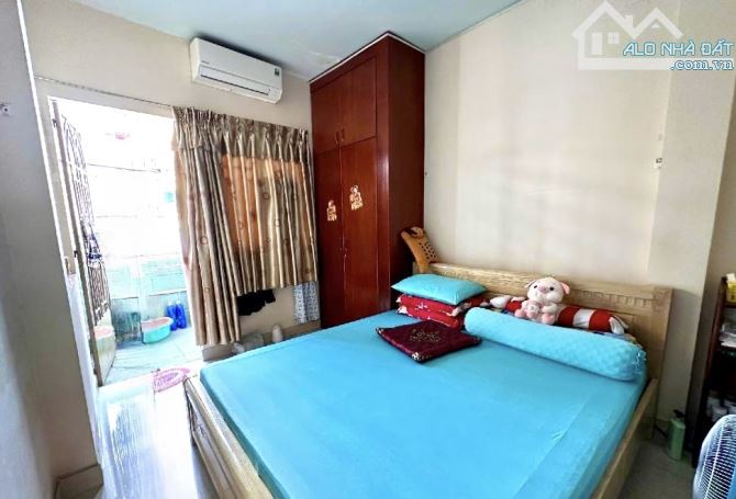VÀI BƯỚC CHÂN RA MẶT TIỀN ĐƯỜNG 👉 GẦN CHỢ BÀ CHIỂU, NHÀ 4 TẦNG DT : 48M2, HƠN 9 Tỷ - 1