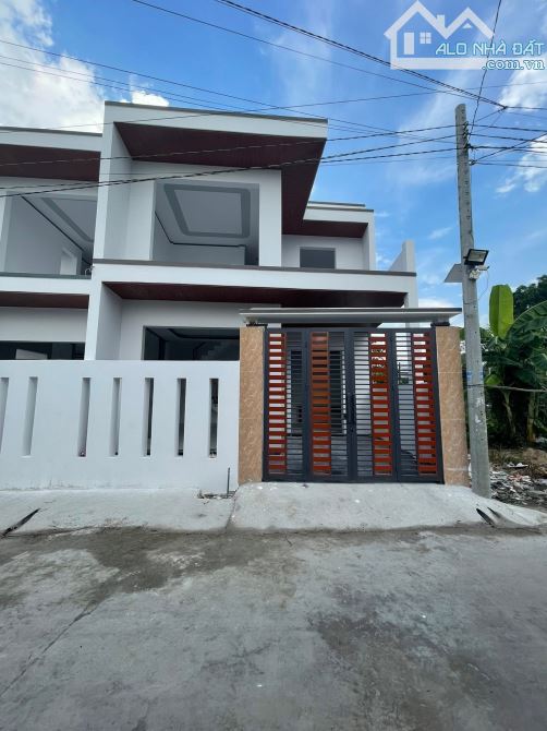 BÁN NHÀ TRẢ 700 TRIỆU HỔ TRỢ VAY NGÂN HÀNG - 1