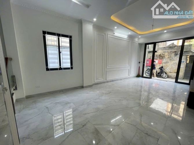 Bán nhà phố Kim Quan, Việt Hưng. 40m2, 6 tầng thang máy, Ở ngay - 1