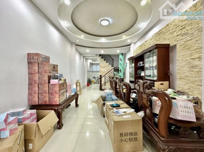 KHU VIP- HIẾM NHÀ BÁN- HẺM XE TẢI BÌNH THẠNH- UNG VĂN KHIÊM- 62M CÔNG NHẬN ĐỦ- 12.5T - 1
