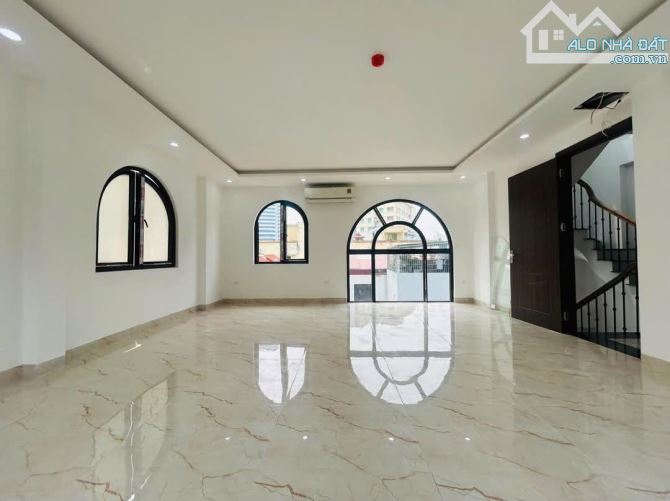 Bán nhà phân lô 7 tầng thang máy tại Nguyễn Chí Thanh 55m2, 7 tầng, ô tô, kd, chỉ 23 tỷ. - 1