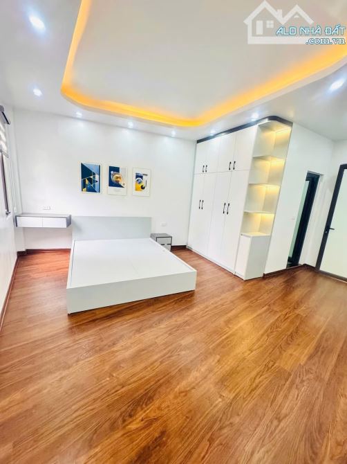 Bân nhà trung tâm quận  Ba Đình gần phố nhà đẹp chỉ cần xách va li về ở. - 1