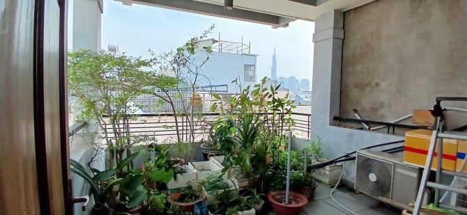 NHÀ ĐẸP 4 TẦNG – BÙI ĐÌNH TUÝ – Ô TÔ ĐỖ TẬN CỬA – GẦN QUẬN 1 – GIÁ CHỈ 8.9 TỶ - 1