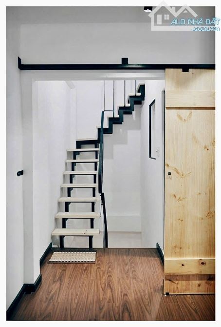 ✨ NHÀ 3 TẦNG PHỐ ĐI BỘ BÙI VIỆN Q.1, 25M2 (Ngang 3.1M x Dài 8M), 40m ra Mặt tiền - 4,65 TỶ - 1